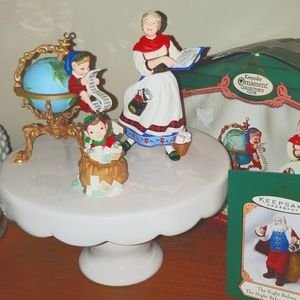 Hallmark Lettera, Globus, & Mrs Claus.  2001.  Collector Club Ornaments. (3)